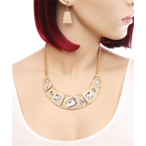 ⭐️Discount Shipping⭐️2X HP  Necklace & Earring Set - Picture 5 of 6